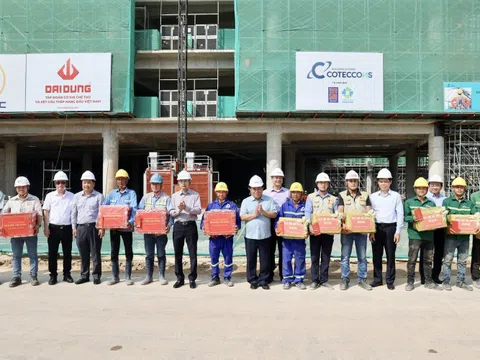 Phó Thủ tướng Nguyễn Chí Dũng thăm, chúc Tết tại công trình phục vụ APEC 2027