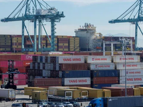 Mỹ sẽ ngừng thu các mức thuế bị Tòa án Tối cao phán quyết là bất hợp pháp