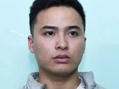 Bắt tạm giam tài xế ô tô kéo lê CSGT khi bị kiểm tra nồng độ cồn