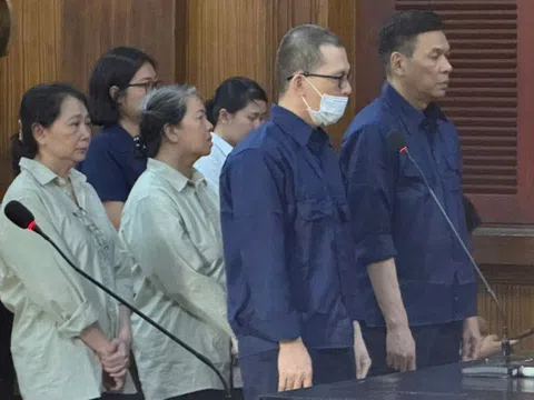 Cựu giám đốc Trung tâm Ứng dụng tiến bộ KH&CN Tp.HCM “xẻ thịt" đất công thế nào?