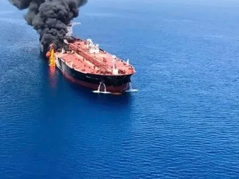 Kịp thời cứu 21 thuyền viên tàu MKD VYOM bị nạn trên vùng biển Oman