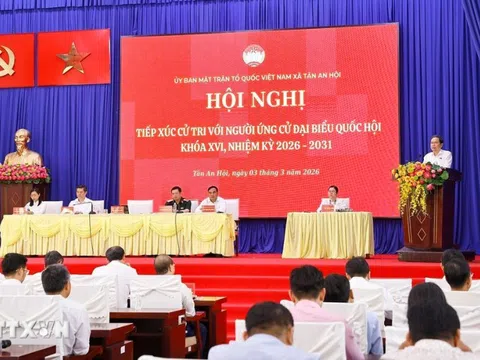 Chủ tịch Quốc hội Trần Thanh Mẫn dự Hội nghị tiếp xúc giữa cử tri với người ứng cử đại biểu Quốc hội khóa XVI