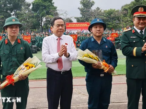 Chủ tịch Quốc hội Trần Thanh Mẫn dự Lễ giao, nhận quân năm 2026 tại TPHCM