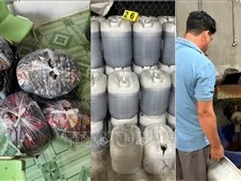 Phát hiện cơ sở sản xuất, buôn bán cà phê bột giả quy mô lớn