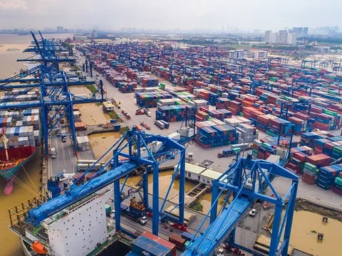 Căng thẳng Trung Đông: Doanh nghiệp xuất nhập khẩu tại Tp.HCM đối mặt áp lực chuỗi cung ứng và chi phí logistics