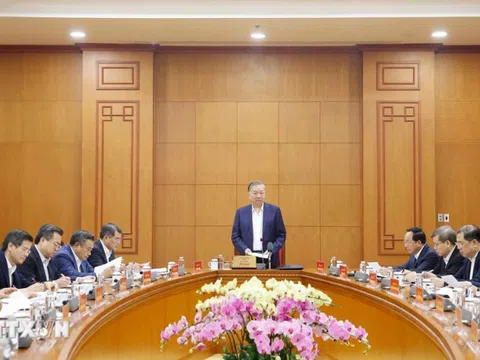 Tổng Bí thư Tô Lâm: Khắc phục tình trạng 'thừa người quen việc cũ nhưng thiếu người làm việc mới'