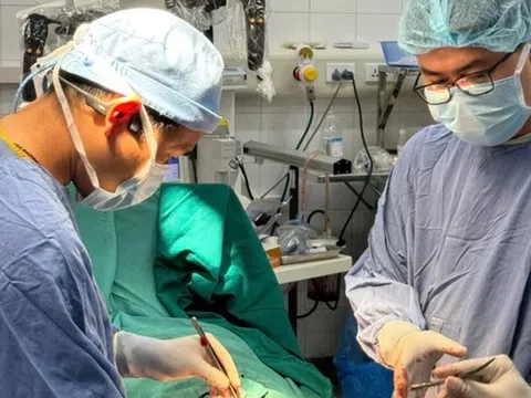 Cấp cứu kịp "giờ vàng", cứu nam bệnh nhân 42 tuổi