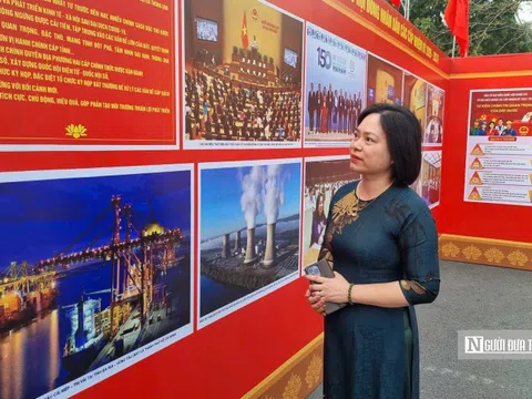 Khai mạc triển lãm ảnh với chủ đề "Quốc hội Việt Nam, HĐND thành phố Hải Phòng qua các kỳ bầu cử".