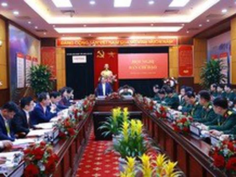 Thủ tướng chủ trì cuộc làm việc về phát triển công nghiệp quốc phòng