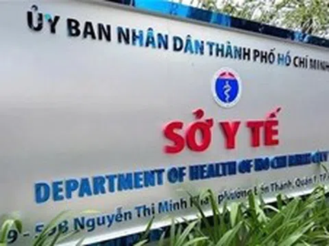 TP Hồ Chí Minh: Thông tin về vụ việc sản phụ sinh con trên taxi khi chuyển viện