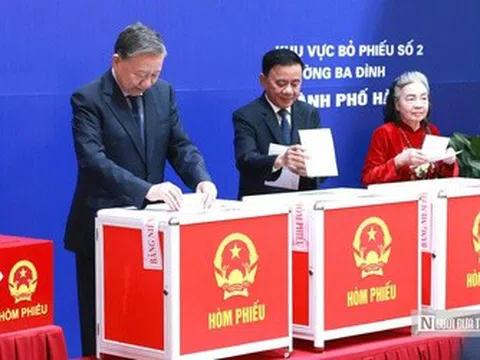 Tổng Bí thư Tô Lâm bỏ phiếu bầu cử tại Hà Nội