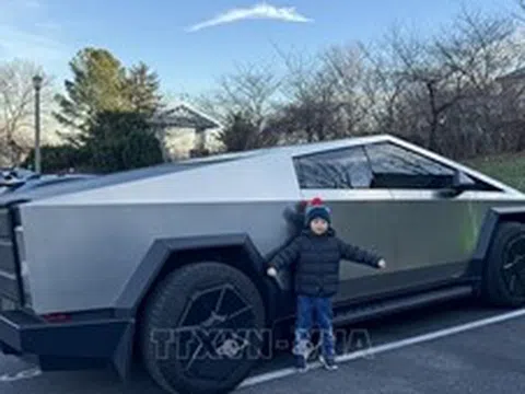 Năm xoay chuyển của các hãng sản xuất lớn về xe điện