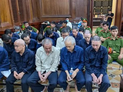 2 cựu lãnh đạo Trung tâm Kỹ năng thực hành cơ giới giao thông vận tải bị đề nghị phạt đến 30 năm tù