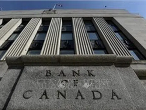 Ngân hàng Trung ương Canada giữ nguyên lãi suất, cảnh báo rủi ro lạm phát