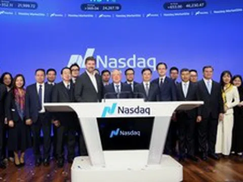 Phó Thủ tướng Thường trực Nguyễn Hòa Bình thăm và làm việc với hai sàn giao dịch chứng khoán lớn của Hoa Kỳ