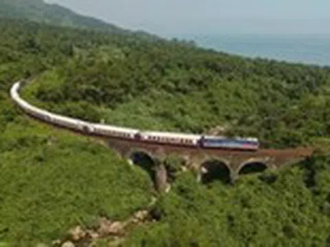 Diện mạo mới của đoàn tàu di sản nối Huế - Đà Nẵng có gì?