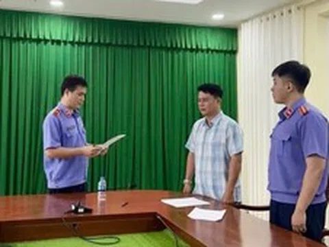 Tước danh hiệu Công an nhân dân đối với cán bộ công an liên quan vụ tai nạn giao thông khiến nữ sinh tử vong