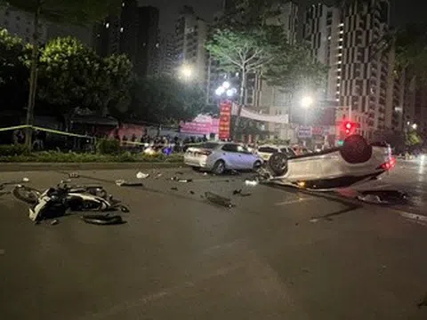 Tạm giữ hình sự tài xế gây tai nạn liên hoàn trên phố Trung Kính