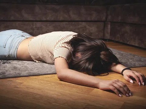 Người phụ nữ 37 tử vong ngay trên giường, bác sĩ cảnh báo thói quen "sát thủ thầm lặng"