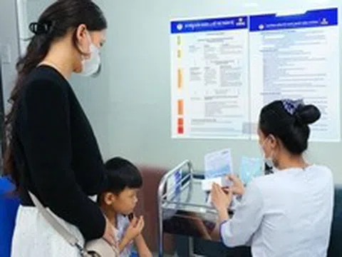 Lo ngại dịch não mô cầu, lượt người tiêm vaccine tăng đột biến 400%