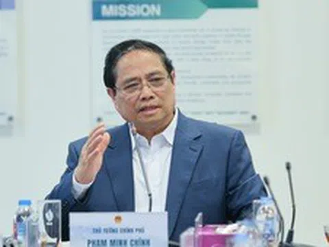 Thủ tướng làm việc tại Nhà máy Lọc hóa dầu Nghi Sơn và khảo sát địa điểm xây dựng kho dầu chiến lược