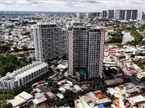 Lãi suất tăng, người mua nhà 'dè dặt'