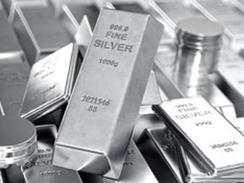 Giá bạc hôm nay (3/4): Giá bạc trong nước tăng hơn 1 triệu đồng, thế giới tăng, giảm theo phát biểu của ông Trump