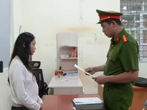 Bắt người phụ nữ cầm đầu đường dây livestream nội dung nhạy cảm