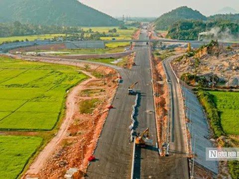Cận cảnh 12km cao tốc Chí Thạnh - Vân Phong vào giai đoạn nước rút
