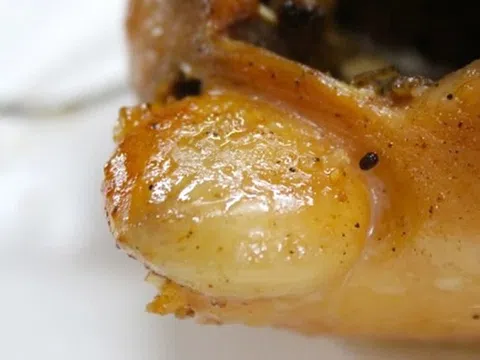 2 bộ phận của gà ẩn chứa "ổ độc tố", nhất cái số 1 nhiều người lầm tưởng bổ