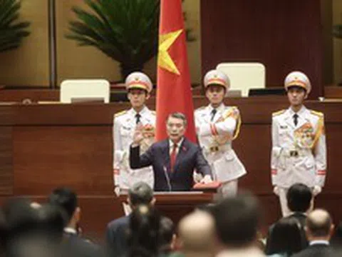 Thủ tướng Chính phủ Lê Minh Hưng tuyên thệ nhậm chức