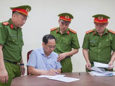 Phú Thọ: Giám đốc, Hiệu trưởng "ăn chặn" tiền trợ cấp của người khuyết tật