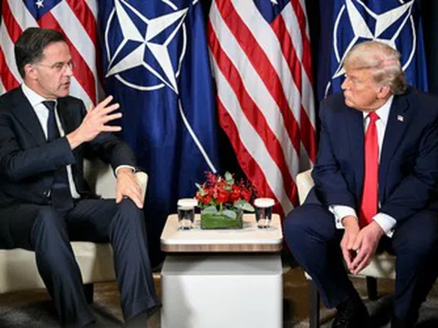 Tổng thư ký NATO xoa dịu ông Trump