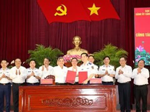 Đồng hành cùng ngư dân, củng cố 'thế trận lòng dân' trên biển Tây Nam