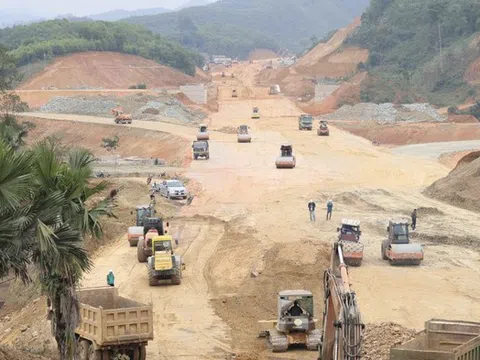 Tập trung tháo gỡ điểm nghẽn, thúc đẩy tăng trưởng trong quý II/2026