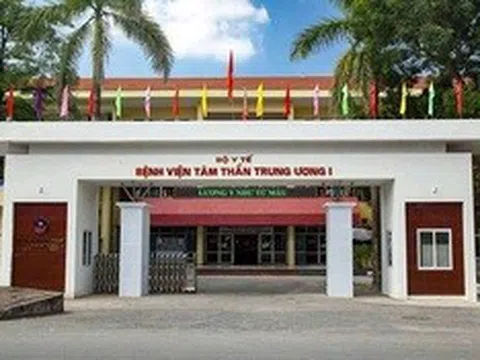 Vạch trần thủ đoạn thu thập "bảo bối bệnh án tâm thần" của đối tượng hình sự cộm cán- 
Bài 2: Điểm danh dàn cán bộ y tế "bán mình" cho tội phạm