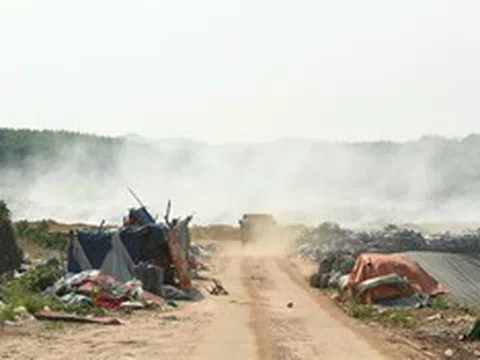 Vụ bãi rác cháy hơn 1 tuần: Tạm dừng nhận rác để xử lý sự cố