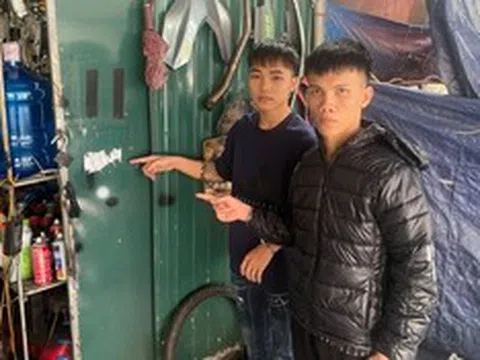 Khởi tố 2 đối tượng dán đè mã QR lên mã tài khoản của hàng chục cửa hàng