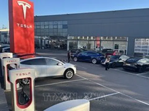 Xe điện sạc siêu nhanh: Cuộc cách mạng đang tới