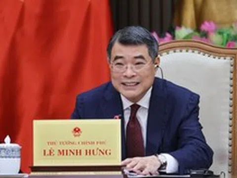 Đề nghị Singapore hỗ trợ Việt Nam xây dựng các trung tâm tài chính quốc tế