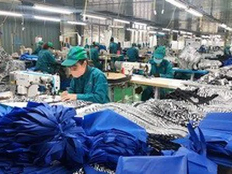 Chương trình phục hồi kinh tế có bị lạc hậu khi 'vấp' lực cản?