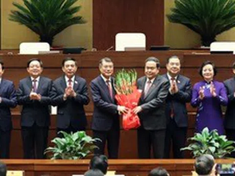 Quốc hội phê chuẩn bổ nhiệm 6 Phó Thủ tướng, các Bộ trưởng và thành viên Chính phủ