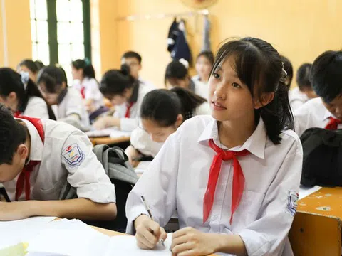 Nhiều trường đại học gửi thư tay “săn” học sinh giỏi, trải thảm đỏ hút nhân tài