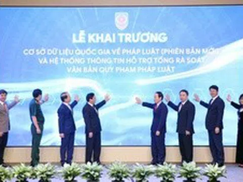 Phó Thủ tướng Lê Tiến Châu bấm nút Khai trương Cơ sở dữ liệu quốc gia về pháp luật (phiên bản mới)