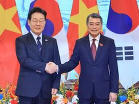 Thủ tướng Lê Minh Hưng hội kiến Tổng thống Hàn Quốc