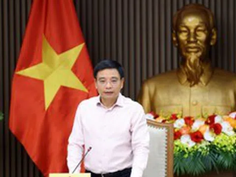 Phó Thủ tướng Nguyễn Văn Thắng: Khẩn trương đưa Trung tâm Tài chính quốc tế vào vận hành