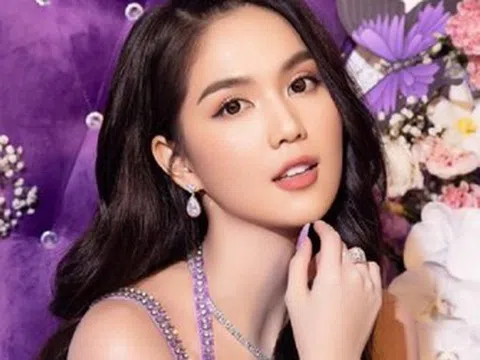 "Nữ hoàng nội y" Ngọc Trinh gia nhập hội mẹ bỉm sữa?