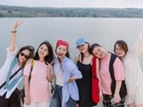 Đến Mũi Né đi xe địa hình trên cát, lướt ván buồm, ván diều lượn