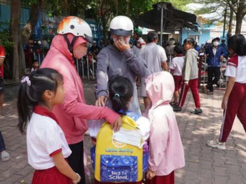 Vụ 200 học sinh nghi bị ngộ độc: 22 trường cùng sử dụng một đơn vị cung cấp suất ăn