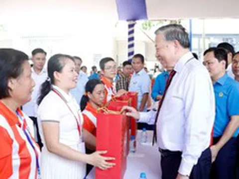 Tổng Bí thư, Chủ tịch nước Tô Lâm thăm, gặp gỡ, động viên công nhân, người lao động ở TPHCM